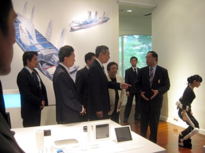 exhibition2